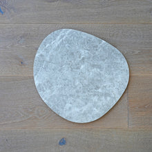 Load image into Gallery viewer, CIRCULAR PLATTERS BIANCO