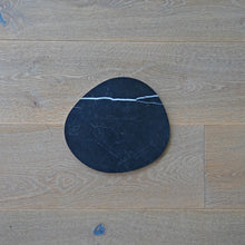 Load image into Gallery viewer, CIRCULAR PLATTERS NERO