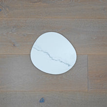 Load image into Gallery viewer, CIRCULAR PLATTERS